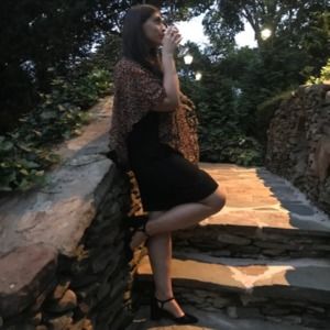 Meet your Posher, Alison